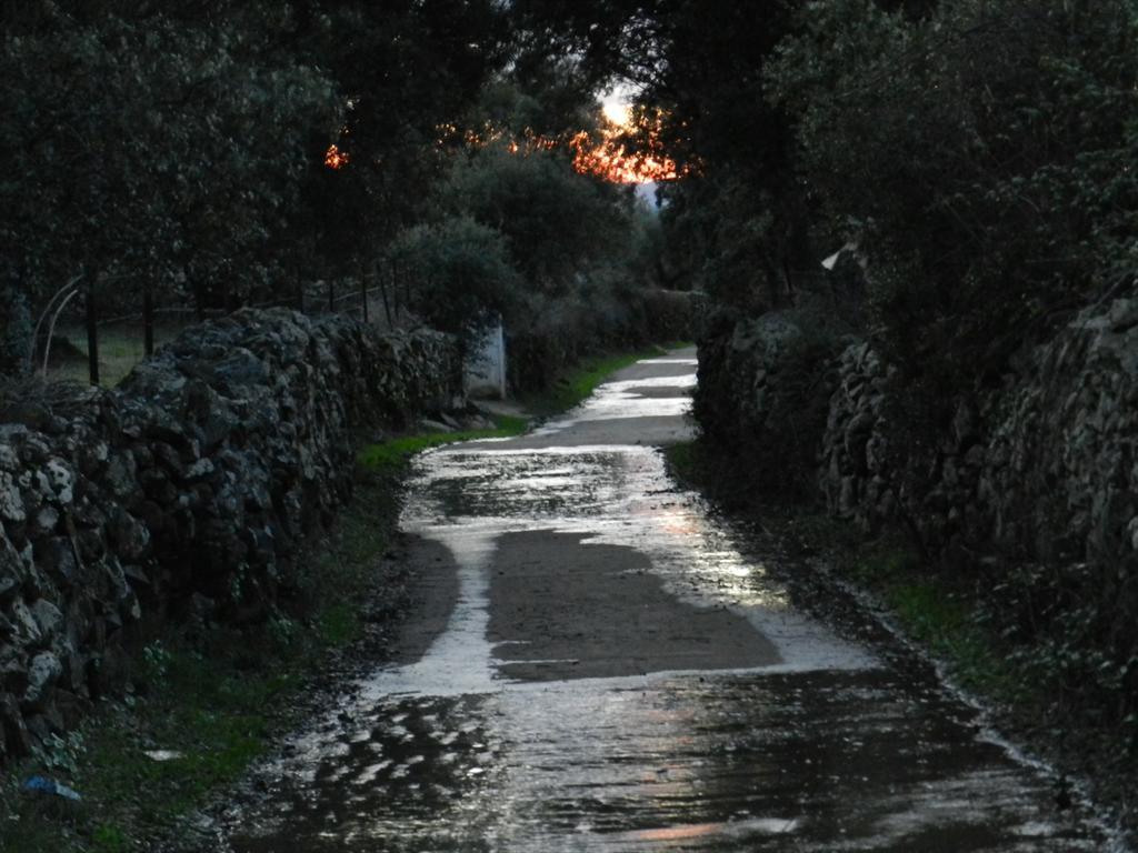Alojamiento Rural La Rabida 25 Cumbres Mayores ภายนอก รูปภาพ